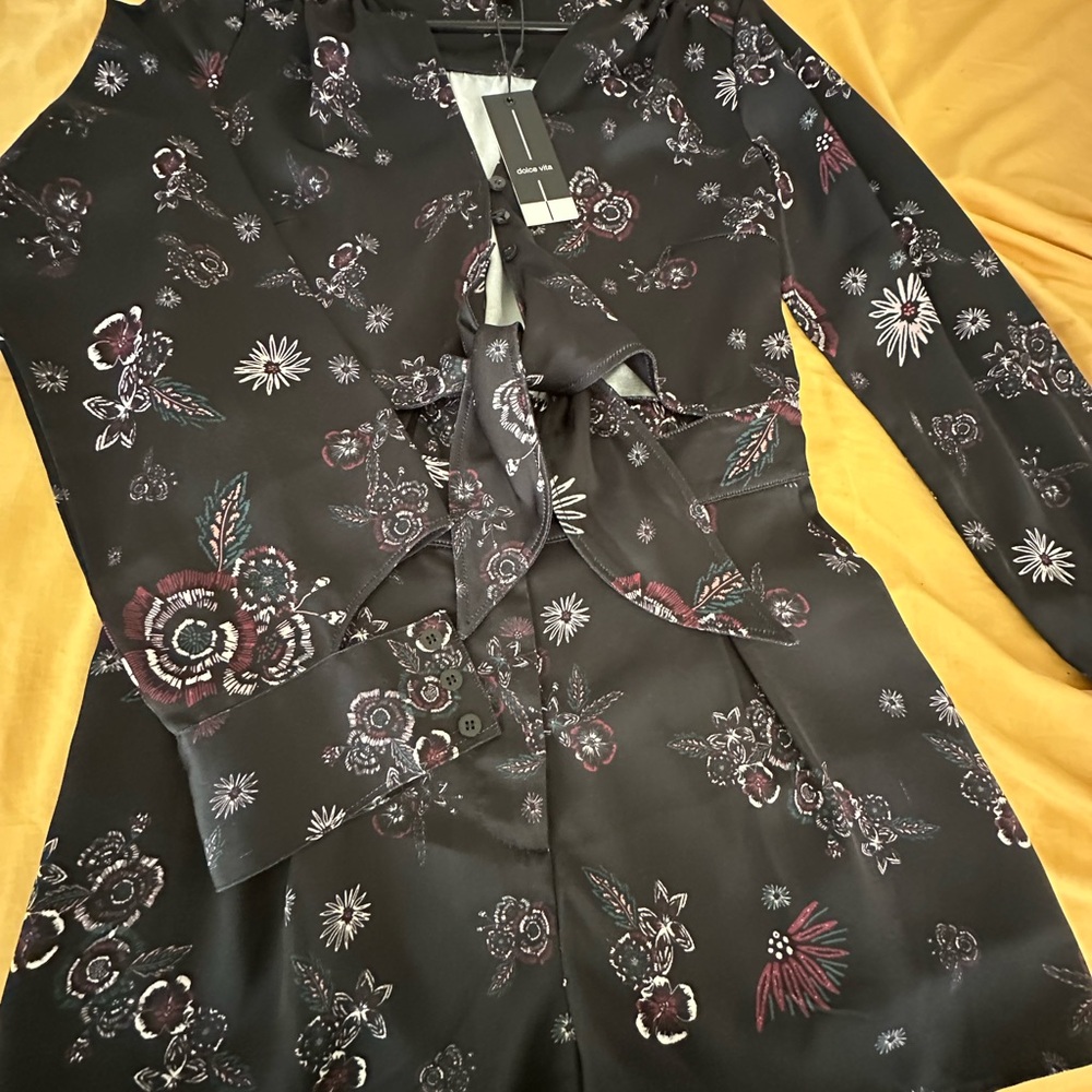 Dolce Vita Black Floral Long Sleeve Dress